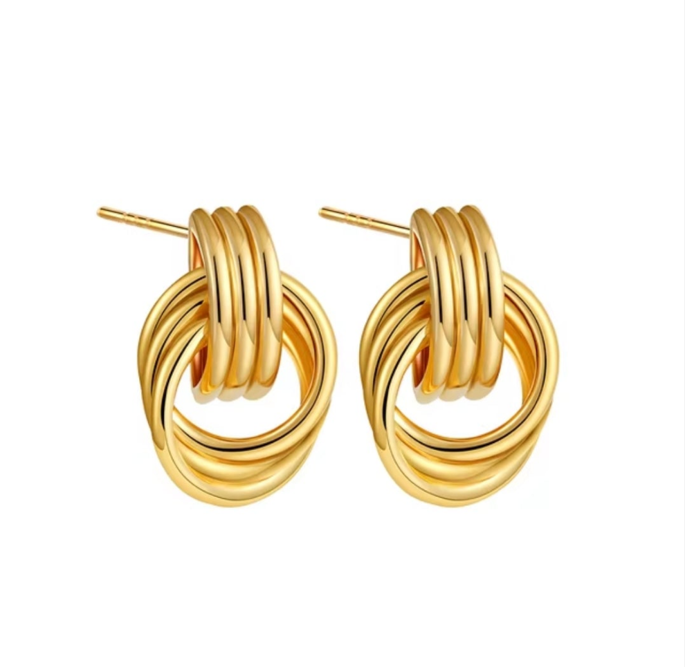 Vintage 90s gold statement earrings 