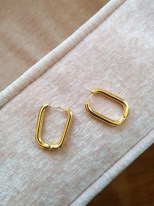 Hug me 18k gold plated rectangle hoop earrings